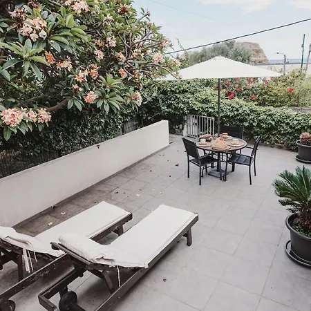 O Clube * Porto Da Cruz