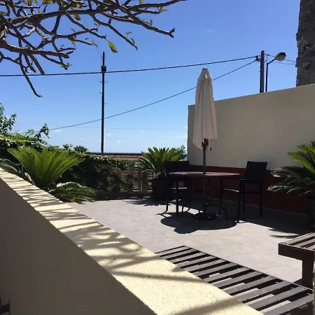 O Clube Porto Da Cruz